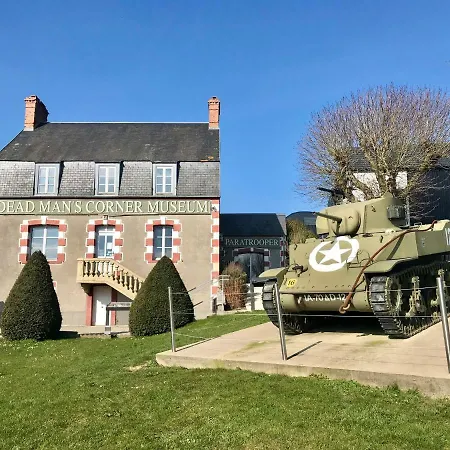 منزل ريفي La Bichurie Feugeres