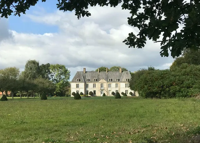 منزل ريفي La Bichurie *